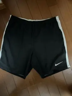 Nike DRI-FIT ブラックハーフパンツ XL