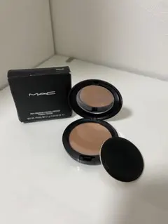 最終値下げ MAC プレストパウダー ミディアムディープのサムネイル