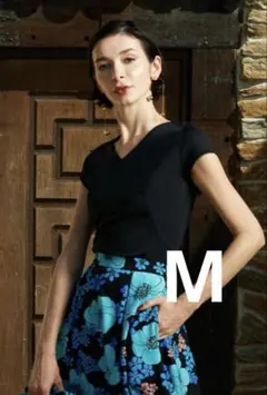 JENNE 日本製美シルエットカットソー　M Tシャツ　半袖のサムネイル