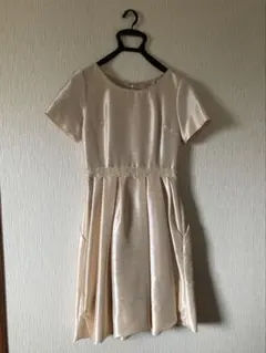 値下げ★クリーム色 フレアドレス 半袖　Dear princess