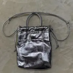 niko and... メタリックシルバー ショルダーバッグ