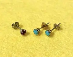 青と紫のスタッドピアスセット