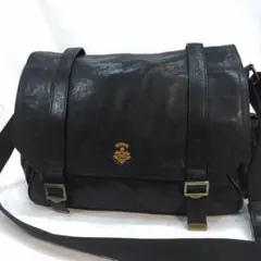 バリー メッセンジャーバッグ ショルダーバッグ レザー A4可 黒