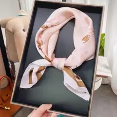 秋冬祭限定 花柄シルク風スカーフ サイズ：70cmx 70cm 最安値で！