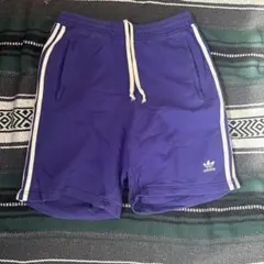 adidas 紫 ショートパンツ