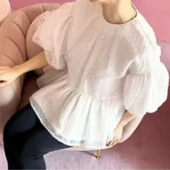 ツルバイマリコ　トップス　pas de chat 白