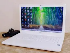 ノートパソコン 富士通 LIFEBOOK ホワイトAH50/C2 20151006155945_625_.jpg