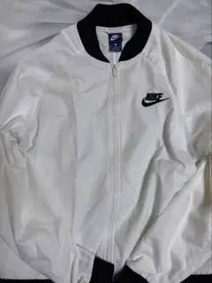 NIKE ナイロンジャケット ホワイト