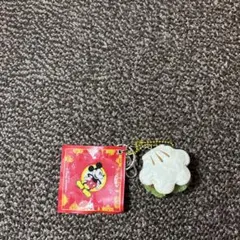 ミッキーマウス グローブシェイプ·エッグチキンパオ ディズニーお土産