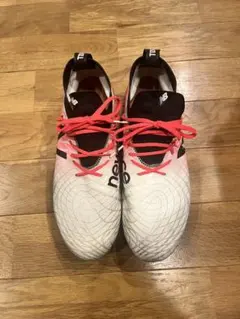New Balance TEKELA サッカースパイク ピンク - メルカリ