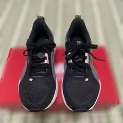 new balanceスニーカー
