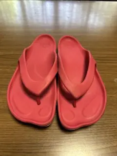 クロックス　ピンクビーチサンダル