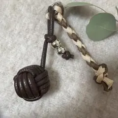 パラコード　レザー編み込みキーリング 茶色