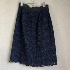 ストロべリーフィルズ　スカートSサイズのサムネイル