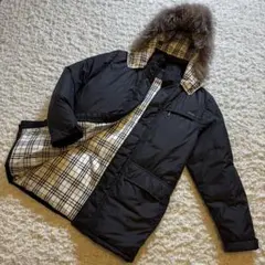 未使用級☆バーバリーブラックレーベル　ダウン　ノバチェック　黒　フォックスファー