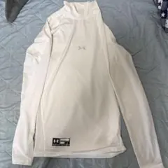 あ*き様 Under Armour ホワイト アンダーシャツ タートルネック