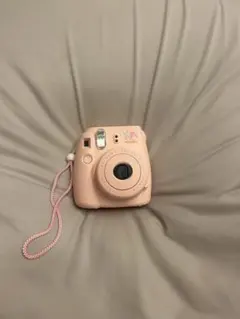 【チェキ】Fujifilm Instax Mini フィルムカメラ キキララ