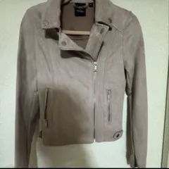 ピンク　ベージュ　スウェード　ライダース