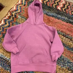 ピンク フード付きパーカー