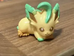 ポケモン びっくらたまご イーブイフレンズ ゆったりタイム リーフィア