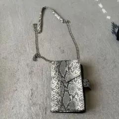 シルバー ヘビ柄 スマホショルダーバッグ