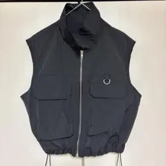 Shein ベスト 黒 Mサイズ 光沢素材 着用1回