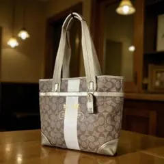 coach トートバッグ