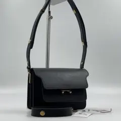 □未使用級□ MARNI トランク　ミニ　ショルダーバッグ　レザー　黒のサムネイル
