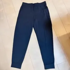 【新品未使用】ユニクロ ダークグレー Mサイズ ジョガーパンツ