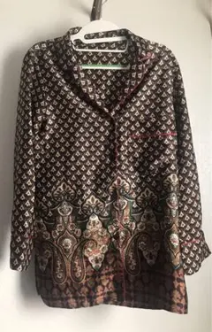 ZARA アジアンプリント柄 パジャマ サテンシャツのサムネイル