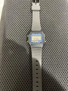 CASIO デジタル腕時計