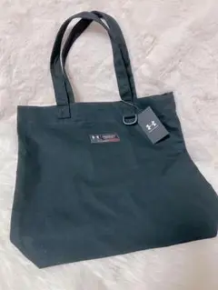 Under Armour 黒トートバッグ