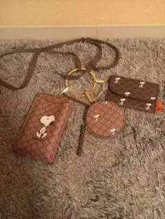 スヌーピー スマホショルダーバッグ