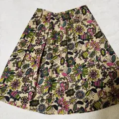 花柄 フレアスカート ひざ丈のサムネイル