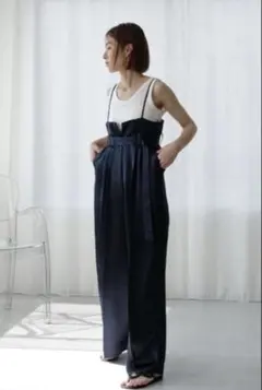 roughlow otona satin wide salopette navyのサムネイル