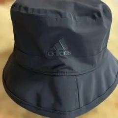セール　 未使用adidas ブラック バケットハット