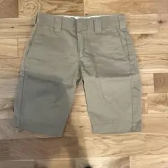 Dickies ベージュ ハーフパンツ