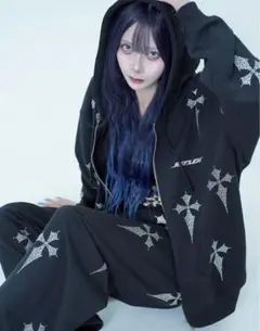 REFLEM ラインストーンジップパーカー赤　セットアップ上下セット REFLEM ラインストーンジップパーカー赤 セットアップ上下セット