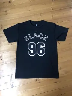 ブラック Tシャツ 黒色