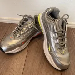 PUMA CELL スニーカー シルバーのサムネイル