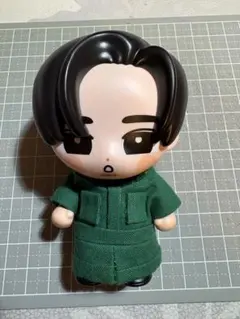 阿部亮平　すのチルソフビ　つなぎ　グリーン