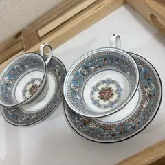 イギリスヴィンテージデミタスカップ＆ソーサ2セット - メルカリ