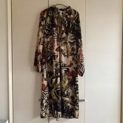 H&Mロングワンピース 柄ワンピース