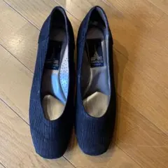 SALE 新品 黒　パンプス　モダン