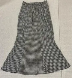 新品　タグ付き　GRL 幾何学柄 マーメイド フレア　スカート