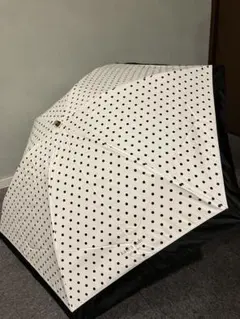 kate spade NEW YORK 晴雨兼用 折りたたみ傘 ドット柄のサムネイル