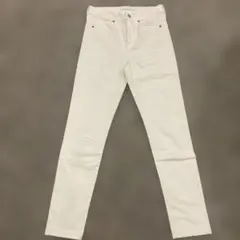 UNIQLO ホワイト スキニーデニム 23