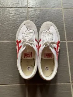 アシックスタイガー スニーカー