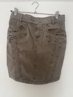 【お値下げ中】DIESEL タイトスカート サイズ26 グレーカーキのサムネイル