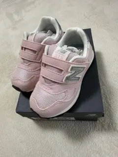 ⭐︎新品、未使用　New Balance 313 ピンク スニーカー15.5cm